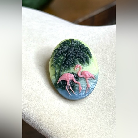 Vintage Flamingo Brooch Tropical Palm Tree Scene Cameo Pin Pink Birds - Picture 2 of 5